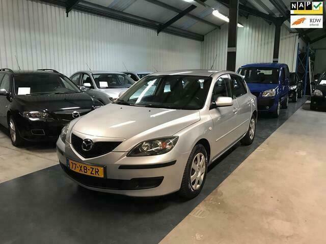 Grijs Gebruikt 2007 Mazda 3 Touring Hatchback | € 3.950 (Eerlijke prijs) - Afbeelding 1/4