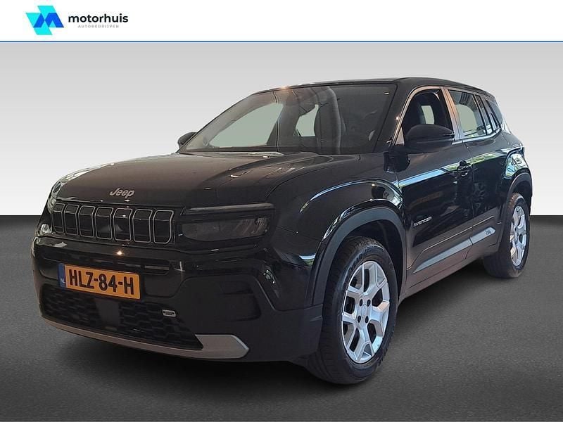 Zwart Gebruikt 2023 Jeep Avenger Altitude SUV | € 25.440 (Iets duurder) - Afbeelding 1/4