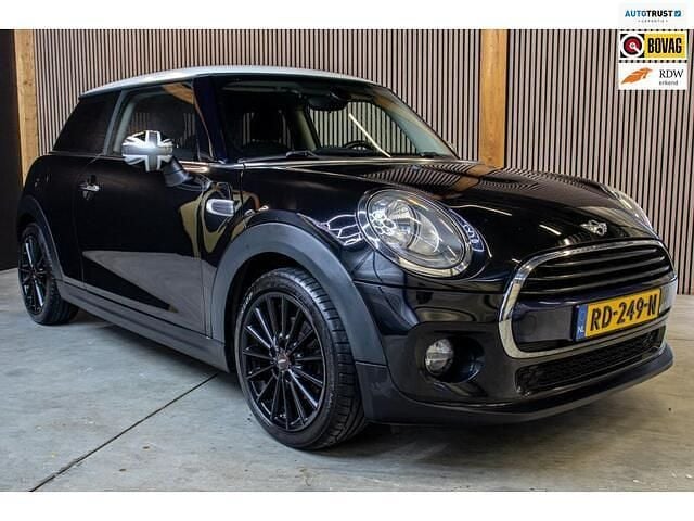 Zwart Occasion 2016 Mini Cooper Business Hatchback | € 8.995 (Super prijs) - Afbeelding 1/4
