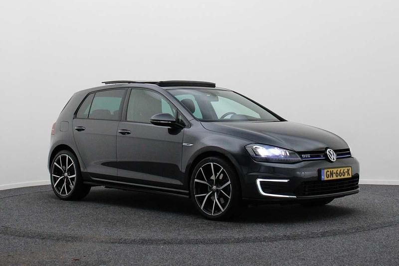 Grijs Gebruikt 2015 VW Golf VII GTE Stationwagen | € 13.950 (Iets duurder) - Afbeelding 1/4