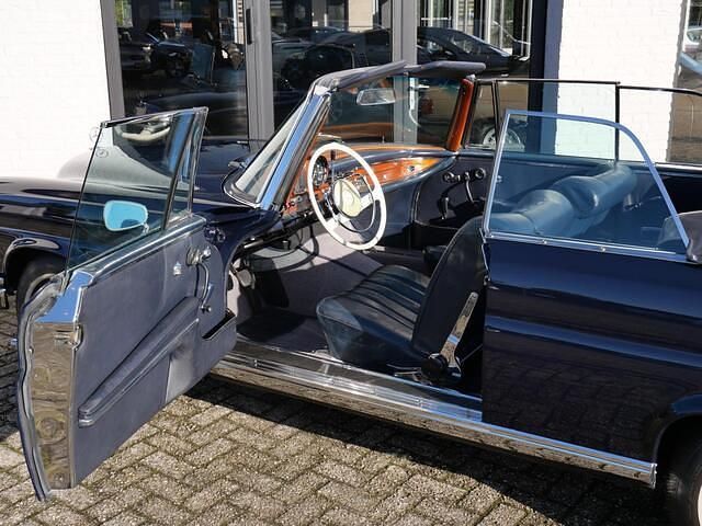 Occasion Mercedes S250 SE 150 PK (110 kW) 1966 Blauw Sedan