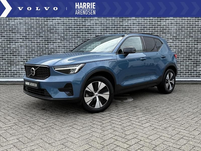 Blauw Gebruikt 2023 Volvo XC40 Plus SUV | € 40.694 (Duur) - Afbeelding 1/4