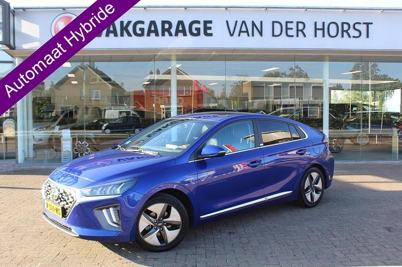Blauw Gebruikt 2021 Hyundai Ioniq Premium Hatchback | € 19.450 (Eerlijke prijs) - Afbeelding 1/4