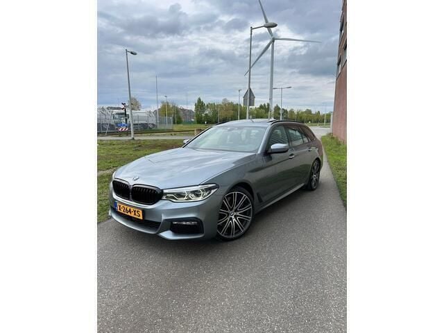 Occasion BMW 540 Executive 320 PK (235 kW) 2018 Grijs Stationwagen