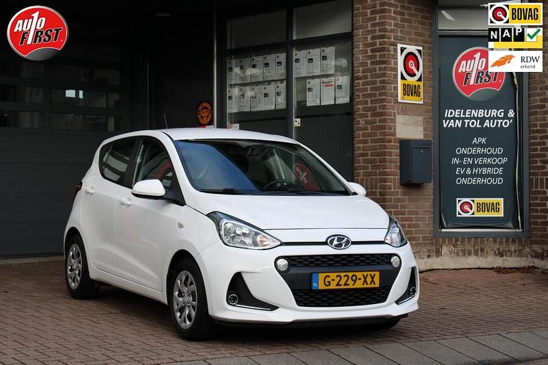 Wit Gebruikt 2020 Hyundai i10 Comfort Hatchback | € 11.850 (Eerlijke prijs) - Afbeelding 1/4