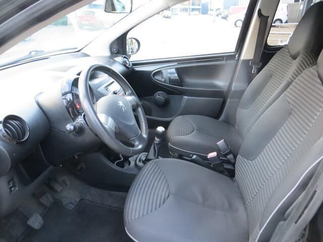 Occasion Peugeot 107 Envy 68 PK (50 kW) 2013 Zwart Hatchback