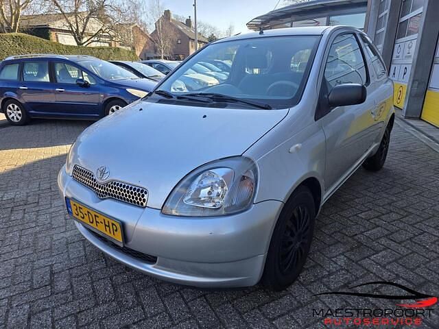 Occasion Toyota Yaris Sol 68 PK (50 kW) 1999 Grijs Hatchback