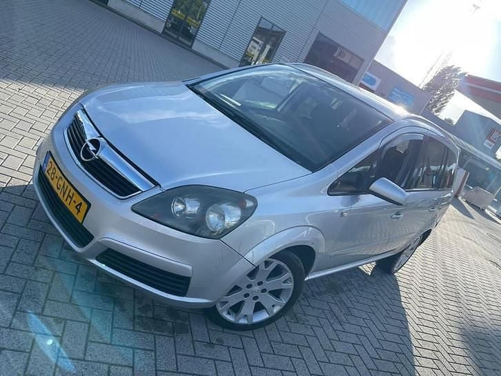 Occasion Opel Zafira Executive 140 PK (102 kW) 2007 Grijs MPV