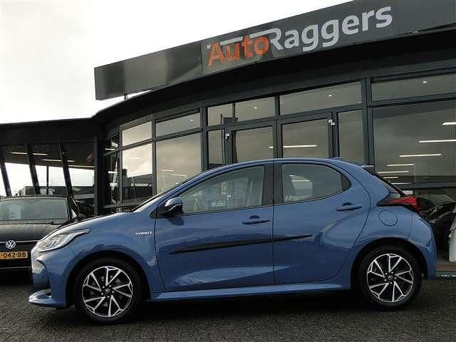 Occasion Toyota Yaris Hybrid 2020 Blauw Hatchback