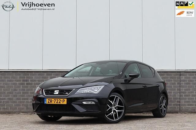 Zwart Gebruikt 2018 Seat Leon X-Perience FR Stationwagen | € 16.950 (Iets duurder) - Afbeelding 1/4