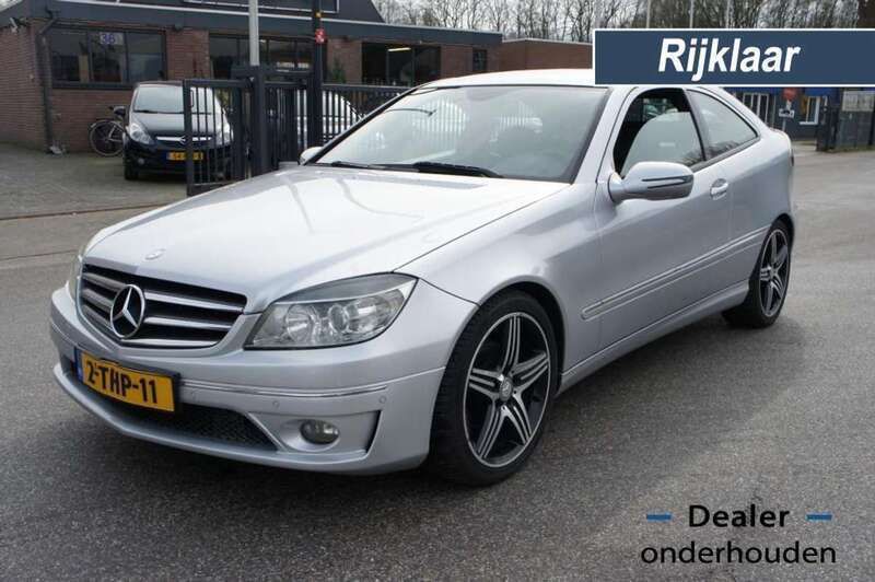 Grijs Occasion 2009 Mercedes 180 Prestige Sedan | € 5.250 - Afbeelding 1/4