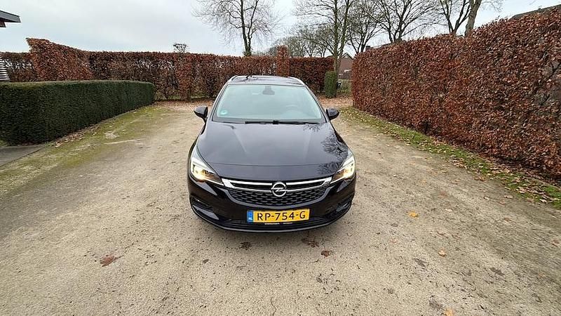 Occasion Opel Astra Business 2018 Blauw (metallic) Stationwagen