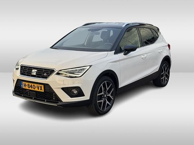 Wit Gebruikt 2020 Seat Arona Business SUV | € 14.550 (Goede deal) - Afbeelding 1/4