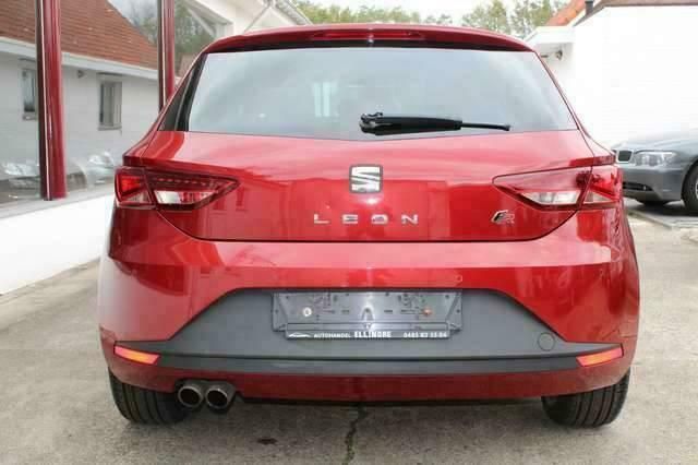 Occasion Seat Leon FR 122 PK (89 kW) 2013 Zwart Sedan