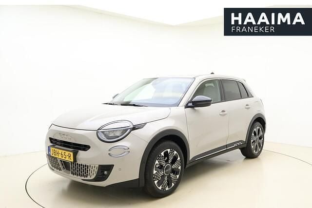 Grijs Nieuw 2025 Fiat 600E La Prima SUV | € 29.950 - Afbeelding 1/4