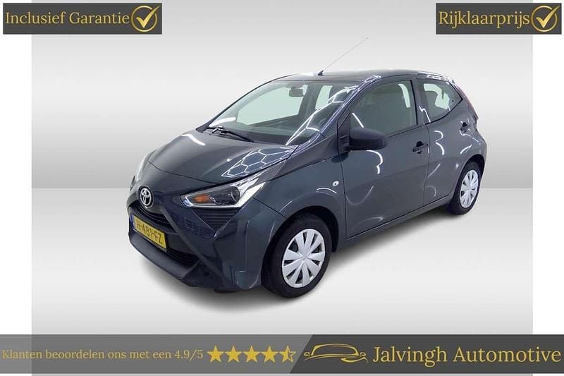 Grijs Gebruikt 2020 Toyota Aygo Hatchback | € 9.740 (Goede deal) - Afbeelding 1/4