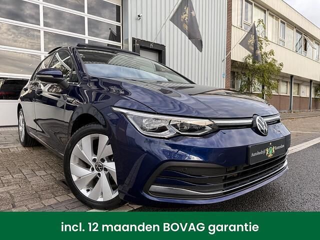 Occasion VW Golf VIII Style 131 PK (96 kW) 2022 Blauw Hatchback