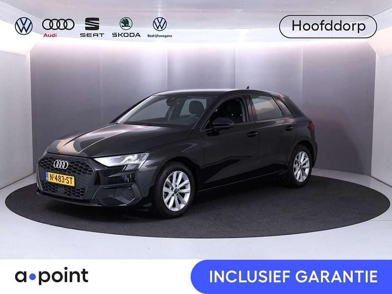 Zwart Gebruikt 2022 Audi A3 Sportback Proline Hatchback | € 23.449 (Goede deal) - Afbeelding 1/3
