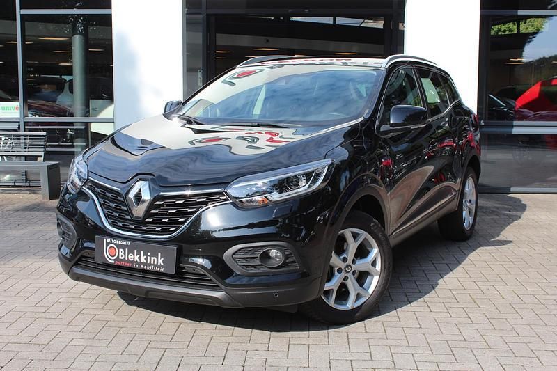 Zwart Gebruikt 2021 Renault Kadjar Zen SUV | € 20.590 (Eerlijke prijs) - Afbeelding 1/4