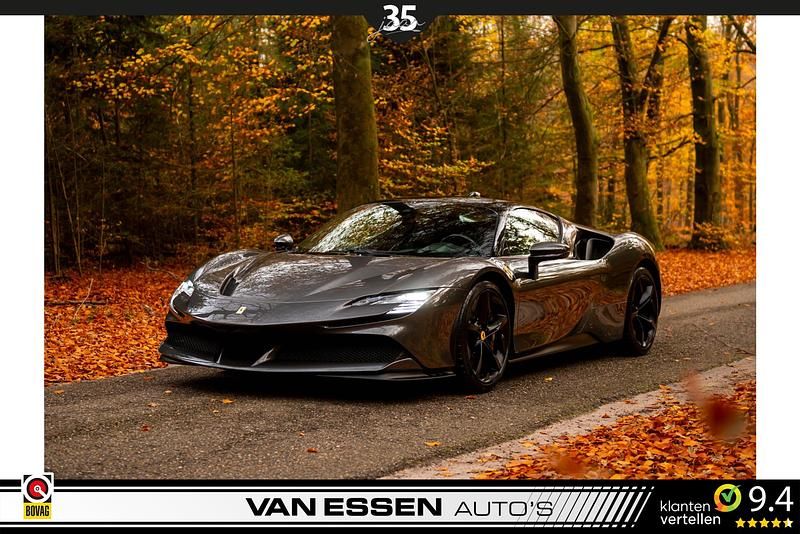 Grijs Gebruikt 2021 Ferrari SF90 Coupé | € 428.950 - Afbeelding 1/4