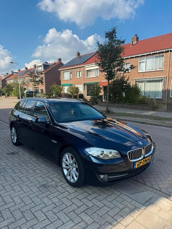 Gebruikt 2011 BMW 525 Executive Stationwagen | € 6.250 - Afbeelding 1/4