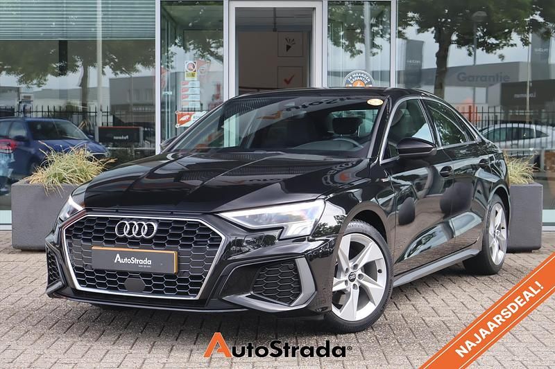 Zwart Gebruikt 2020 Audi A3 e-tron S-Line Hatchback | € 25.700 (Goede deal) - Afbeelding 1/4