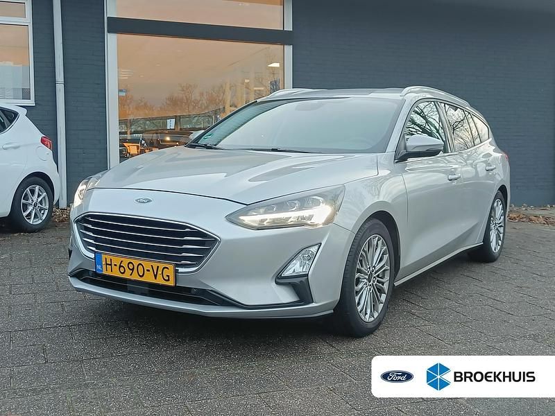 Grijs Gebruikt 2020 Ford Focus Business Edition Stationwagen | € 17.985 (Eerlijke prijs) - Afbeelding 1/4