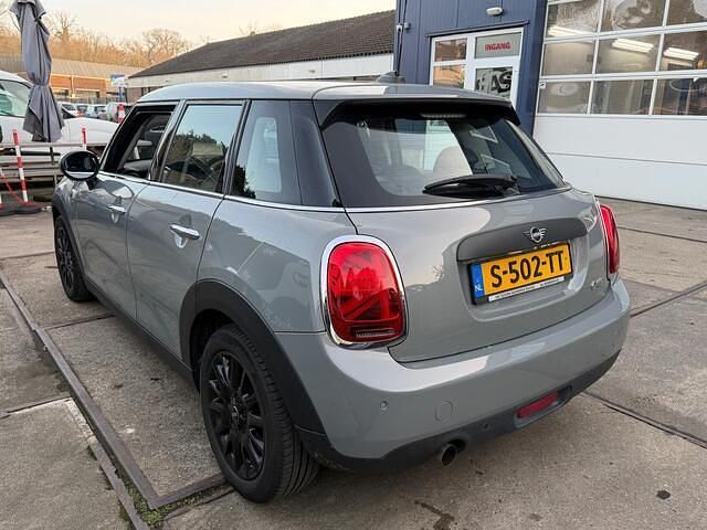 Occasion Mini ONE 102 PK (75 kW) 2019 Grijs (metallic) Hatchback