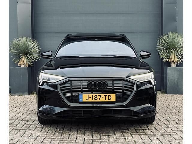 Occasion Audi e-tron Advanced Plus 300 kW (408 PK) 2019 Zwart SUV