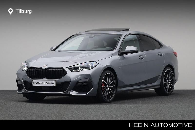 Grijs Gebruikt 2023 BMW 220 M Sport Coupé | € 34.880 (Goede deal) - Afbeelding 1/4