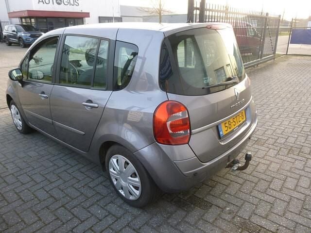 Occasion Renault Grand Modus Night&Day 75 PK (55 kW) 2011 Grijs (metallic) MPV