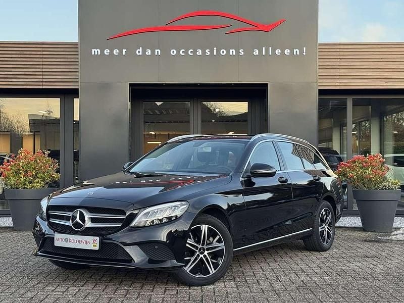 Zwart Occasion 2019 Mercedes C200 Avantgarde Stationwagen | € 26.950 (Eerlijke prijs) - Afbeelding 1/4
