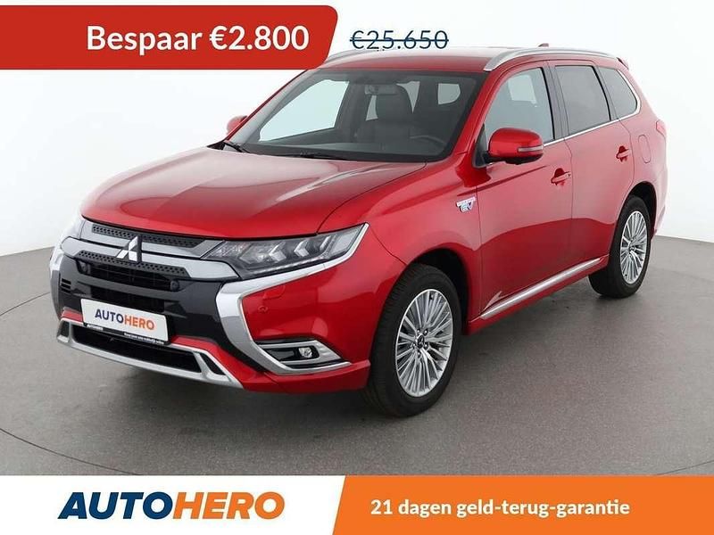 Rood Gebruikt 2020 Mitsubishi Outlander P-HEV Top SUV | € 23.049 (Super prijs) - Afbeelding 1/3
