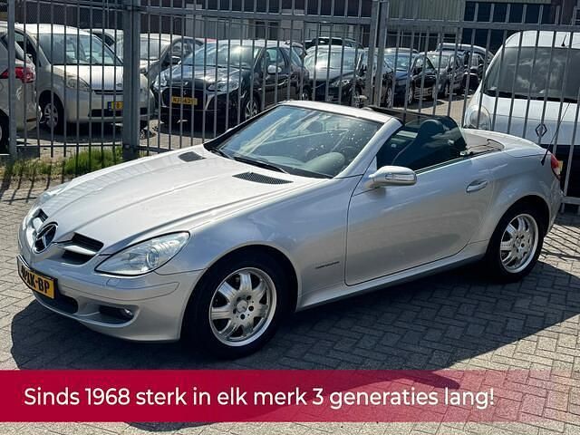 Grijs Gebruikt 2006 Mercedes SLK200 Cabriolet | € 9.690 (Goede deal) - Afbeelding 1/4