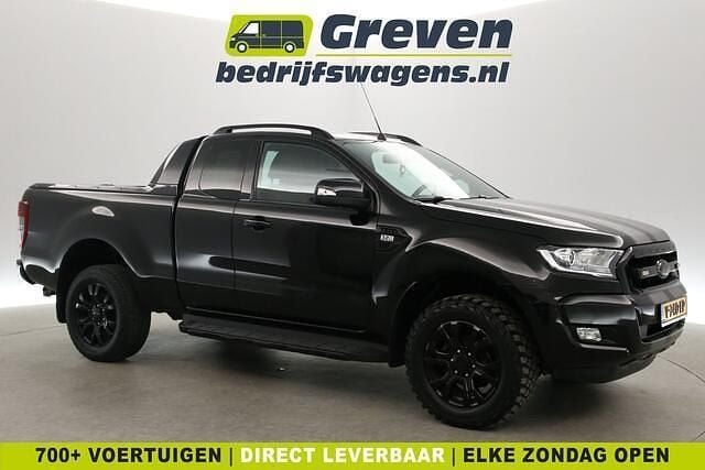 Zwart (metallic) Occasion 2017 Ford Ranger Wildtrack Pickup | € 19.000 (Eerlijke prijs) - Afbeelding 1/4