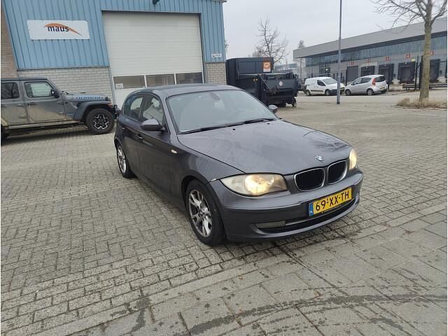 Occasion BMW 120 177 PK (130 kW) 2007 Grijs (metallic) Hatchback