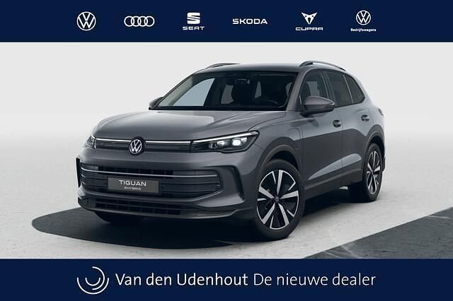 Groen, metallic lak Nieuw 2025 VW Tiguan Edition SUV | € 51.334 (Goede deal) - Afbeelding 1/4