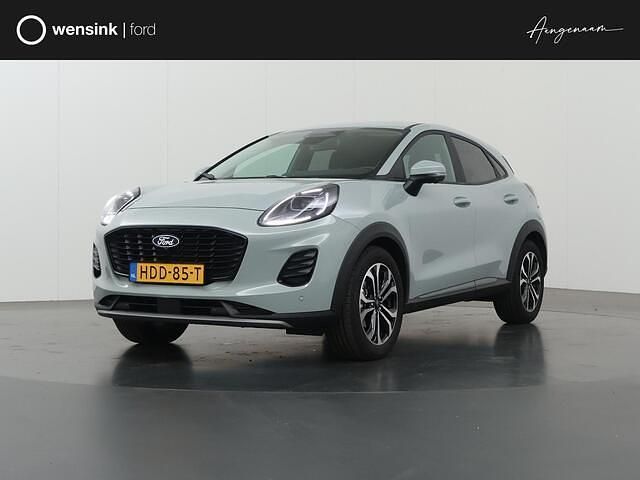 Grijs Occasion 2025 Ford Puma Titanium SUV | € 25.435 (Eerlijke prijs) - Afbeelding 1/4