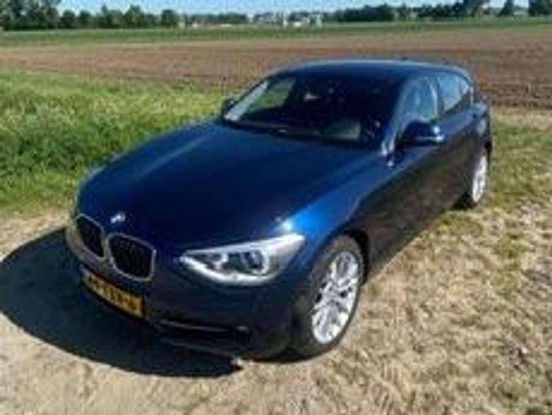 Blauw Gebruikt 2012 BMW 118 Hatchback | € 8.950 (Super prijs) - Afbeelding 1/4