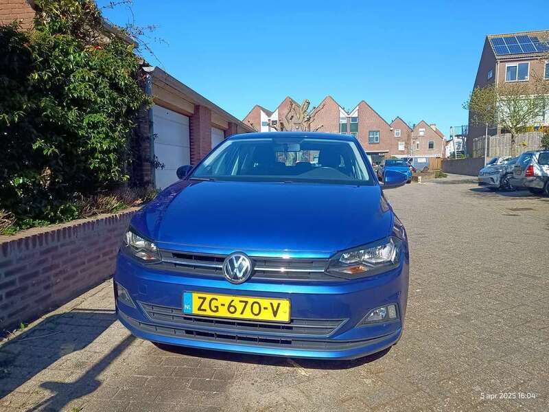 Blauw Gebruikt 2019 VW Polo Comfortline Hatchback | € 12.950 (Goede deal) - Afbeelding 1/4