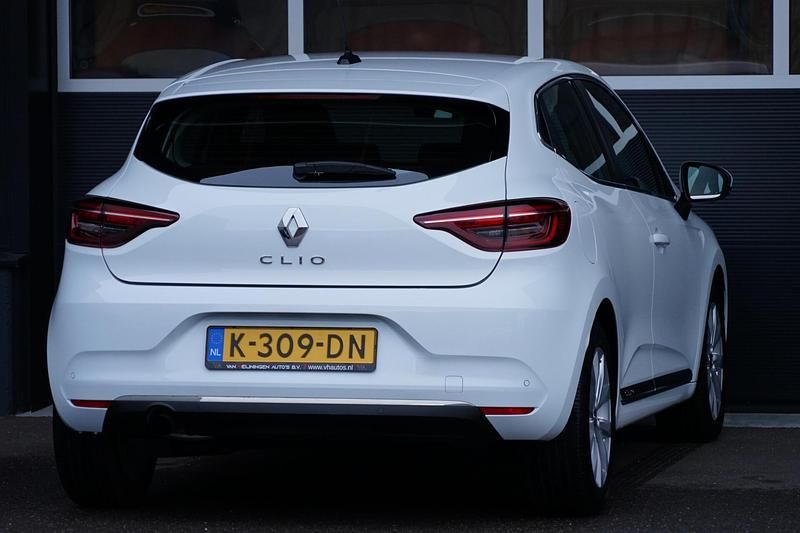 Occasion Renault Clio V Intens 101 PK (74 kW) 2020 Wit Hatchback