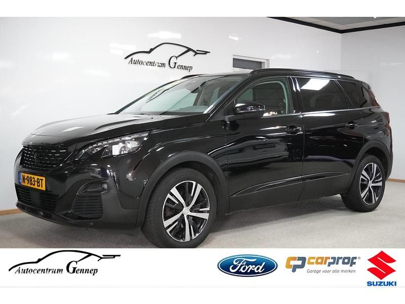 Zwart Occasion 2017 Peugeot 5008 GT-line SUV | € 17.600 (Iets duurder) - Afbeelding 1/3