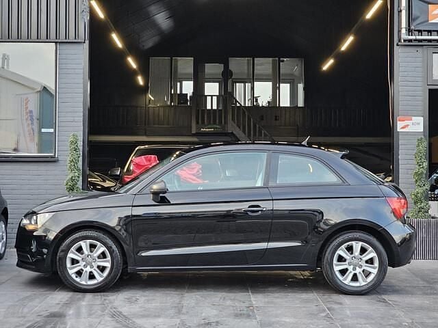 Occasion Audi A1 Attraction 86 PK (63 kW) 2011 Zwart Hatchback