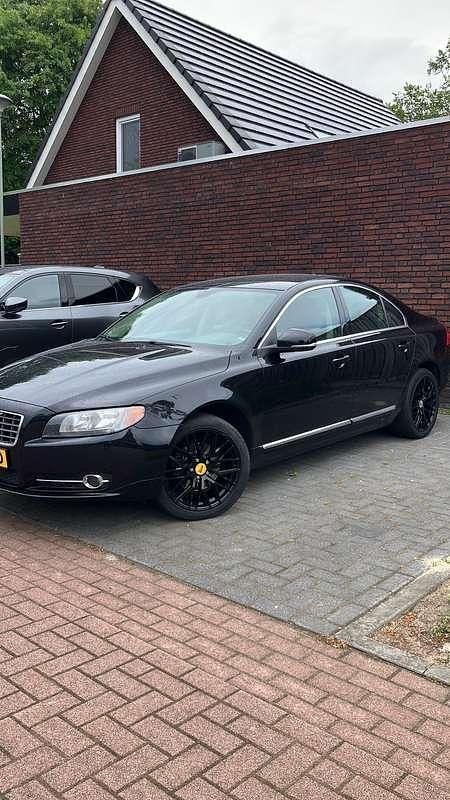 Zwart Gebruikt 2007 Volvo S80 Momentum Sedan | € 6.950 (Goede deal) - Afbeelding 1/1