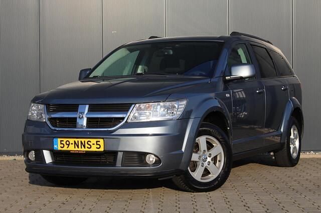 Occasion Dodge Journey SXT 170 PK (125 kW) 2010 Grijs SUV