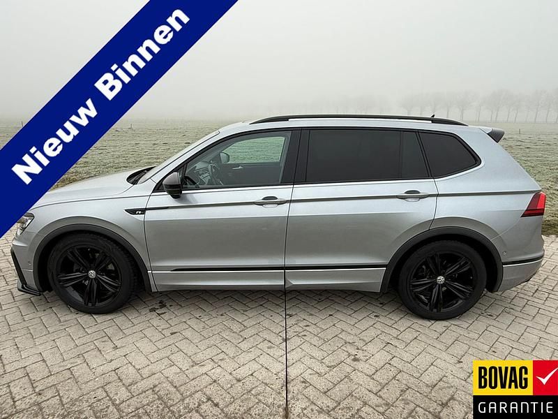 Grijs Occasion 2021 VW Tiguan Highline SUV | € 36.950 (Iets duurder) - Afbeelding 1/4