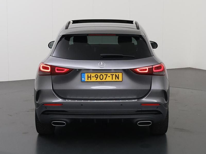 Occasion Mercedes GLA200 AMG line 163 PK (119 kW) 2020 Grijs, metallic lak SUV