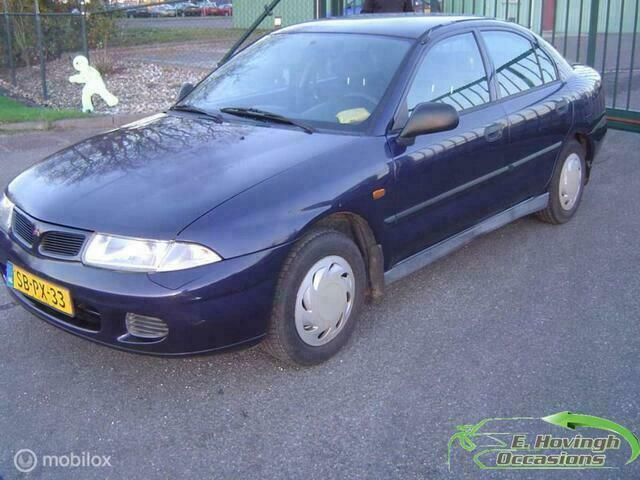 Occasion Mitsubishi Carisma 99 PK (72 kW) 1997 Blauw Hatchback
