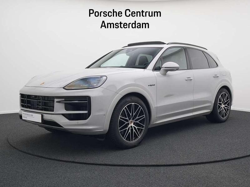 Grijs Gebruikt 2025 Porsche Cayenne SUV | € 139.950 - Afbeelding 1/4