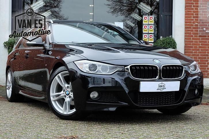 Zwart Occasion 2014 BMW 316 Executive Stationwagen | € 13.950 (Eerlijke prijs) - Afbeelding 1/4